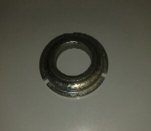 Cazoleta superior direccion roscada Mobylette