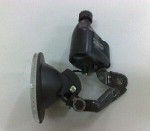 Dinamo con luz incorporada economica