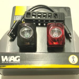 Faro delantero + piloto trasero LED USB marca WAG, juego