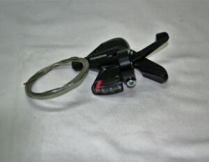 Mando Shimano Altus 7v. derecho