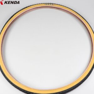 Cubierta economica 37-622 700x35c traslucida/negra