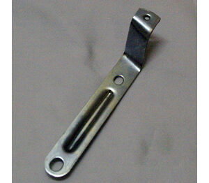 Pata fijación cubrecadenas derecho Mobylette