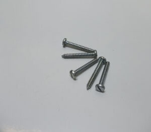 Tornillo fijación platino Mobylette