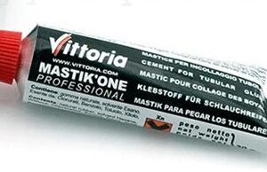 Tubo pegamento tubular